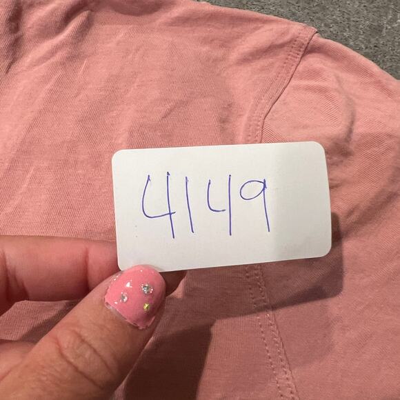 LULULEMON Women's Love V-Neck T-Shirt Size S In Pink - Picture 6 of 6